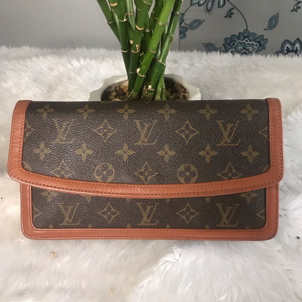 Louis Vuitton Pochette Dame Vintage Clutch